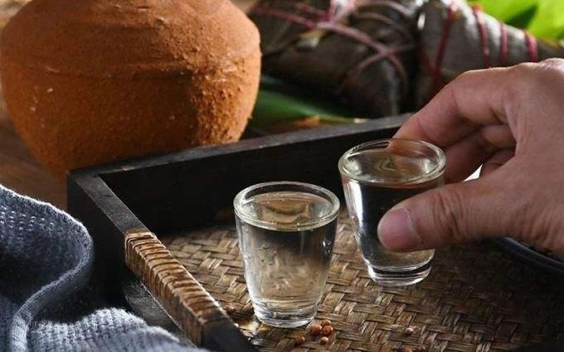 轻饮革命 潮饮新生